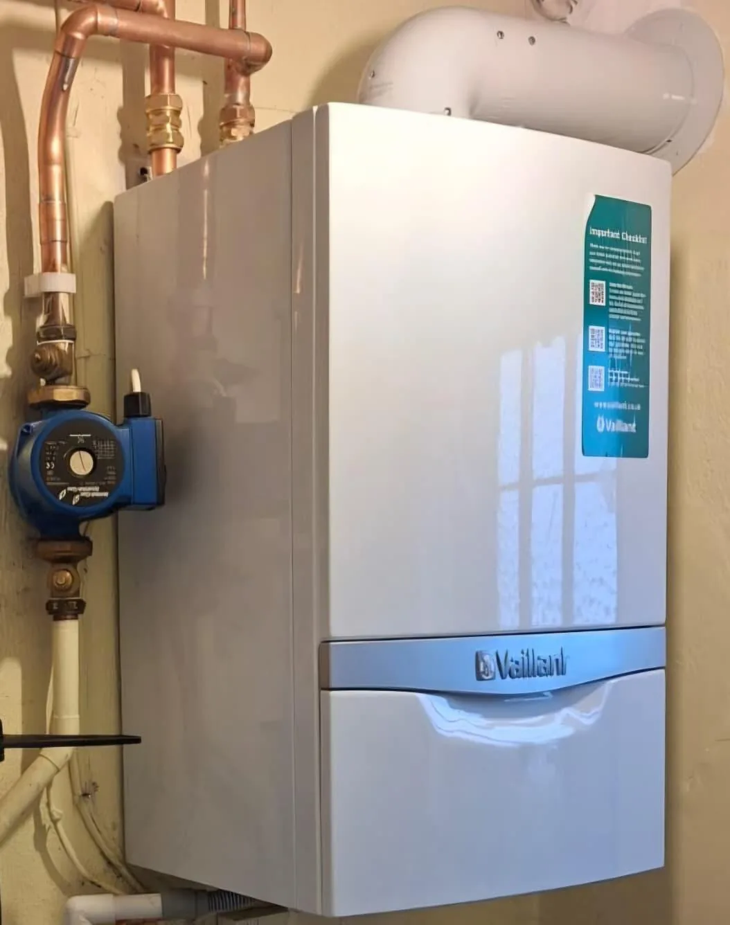 Vaillant boiler installation with new copper pipework and circulation pump by GJS