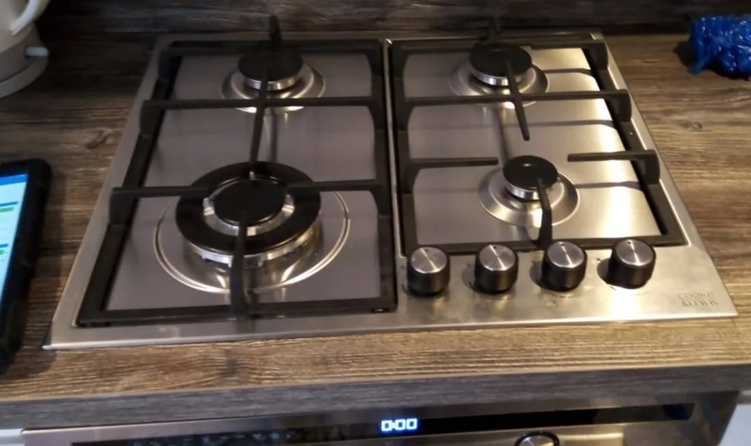 New stainless steel gas hob fitted and safety checked